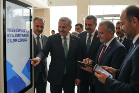 Mersin-Buyuksehirden-Dijital-Hizmet-Hamlesi-E-Islemler-Kolayligi-gemini